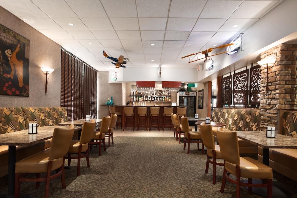 Wyndham Garden Wichita Downtown Ξενοδοχείο Εξωτερικό φωτογραφία