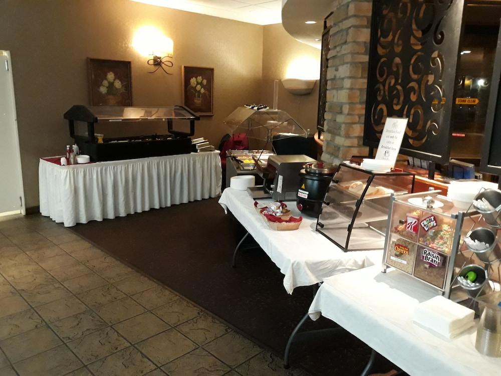 Wyndham Garden Wichita Downtown Ξενοδοχείο Εξωτερικό φωτογραφία