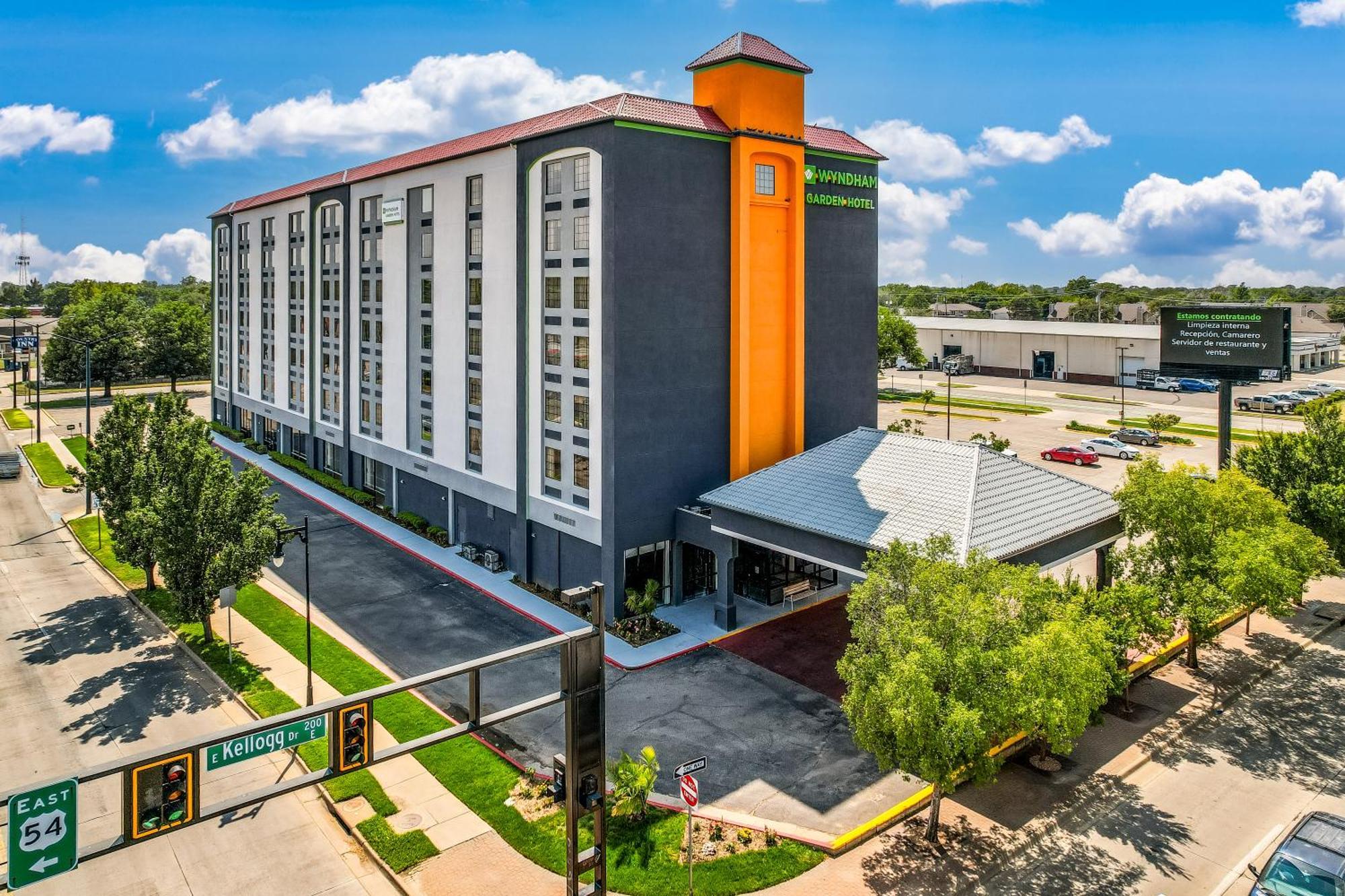 Wyndham Garden Wichita Downtown Ξενοδοχείο Εξωτερικό φωτογραφία
